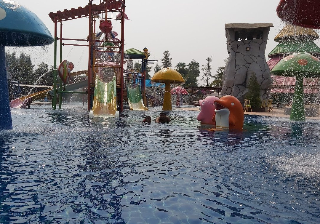 Splash Fun Water Park景点图片