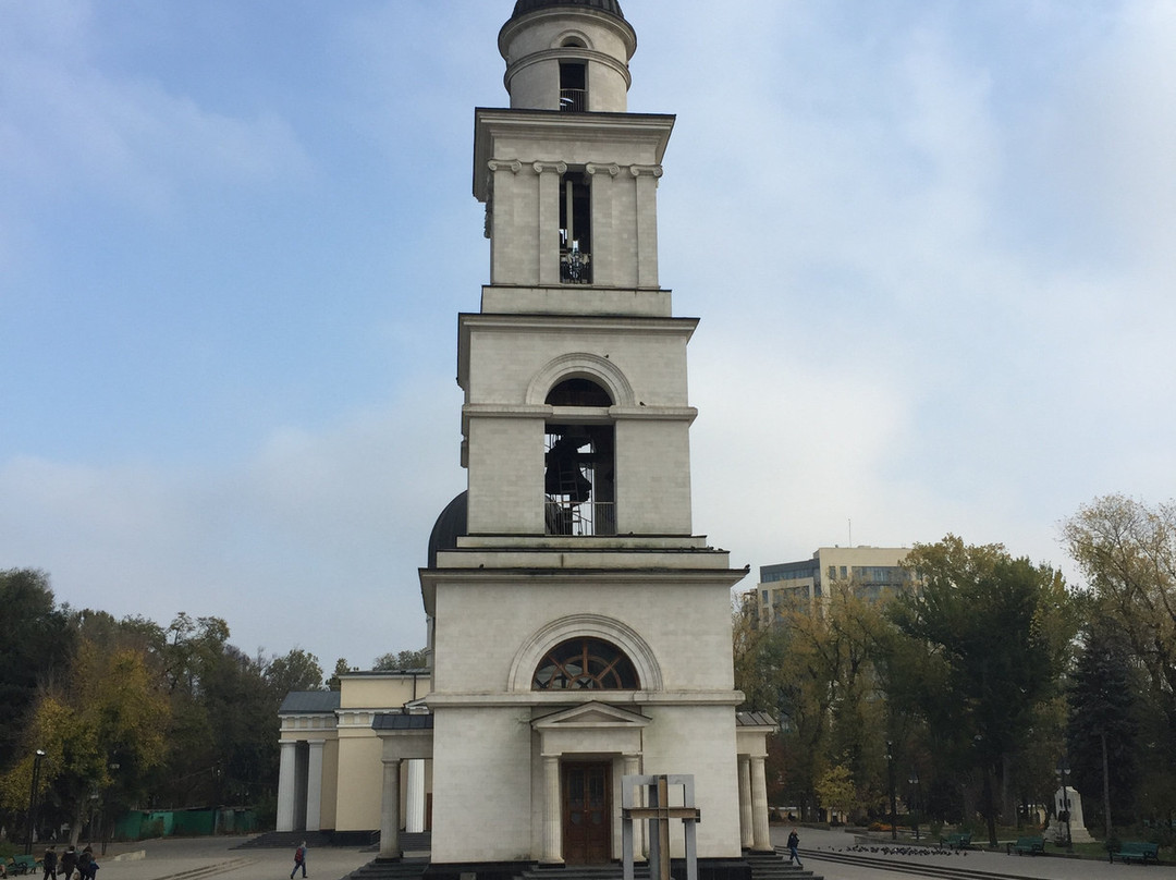 Parcul Catedralei-基希讷乌必去景点