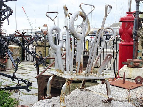 Herb Mackey's Metal Sculpture Yard-塞勒姆必去景点