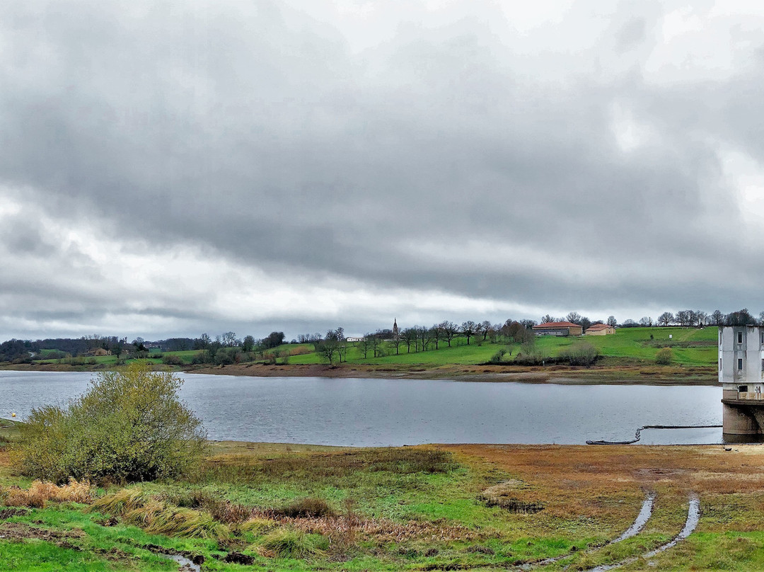Lac de Mas-Chaban景点图片