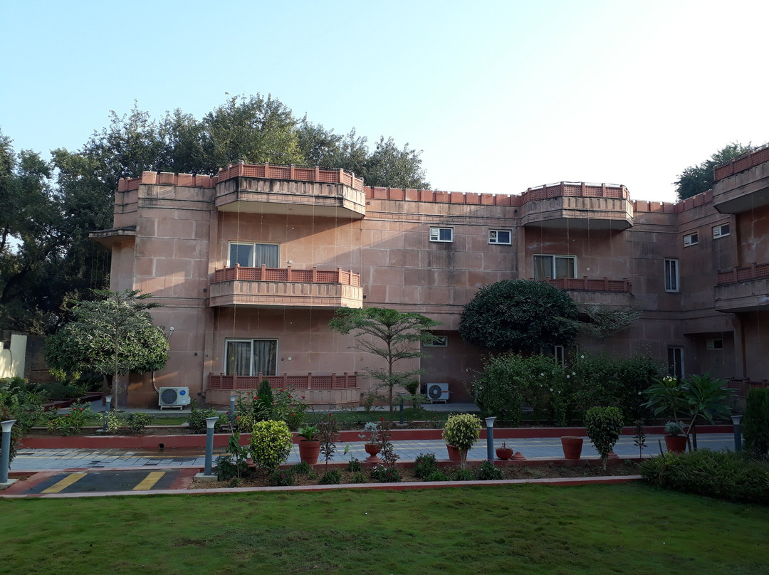 The River Front Resort主图