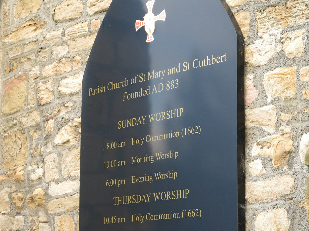 Church of St Mary and St Cuthbert景点图片