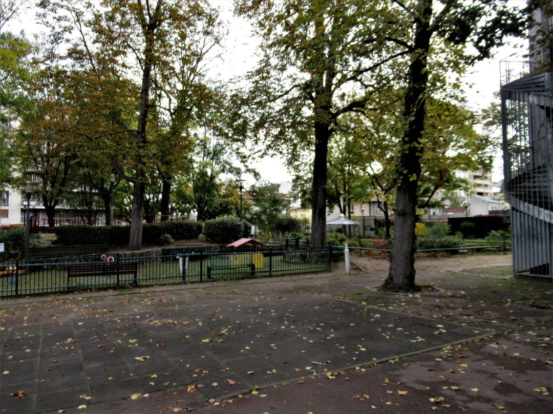 Square François Mitterrand景点图片