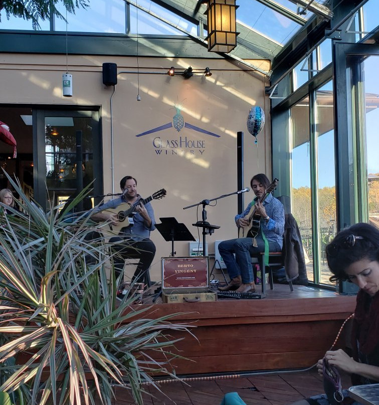 Glass House Winery Bed and Breakfast主图