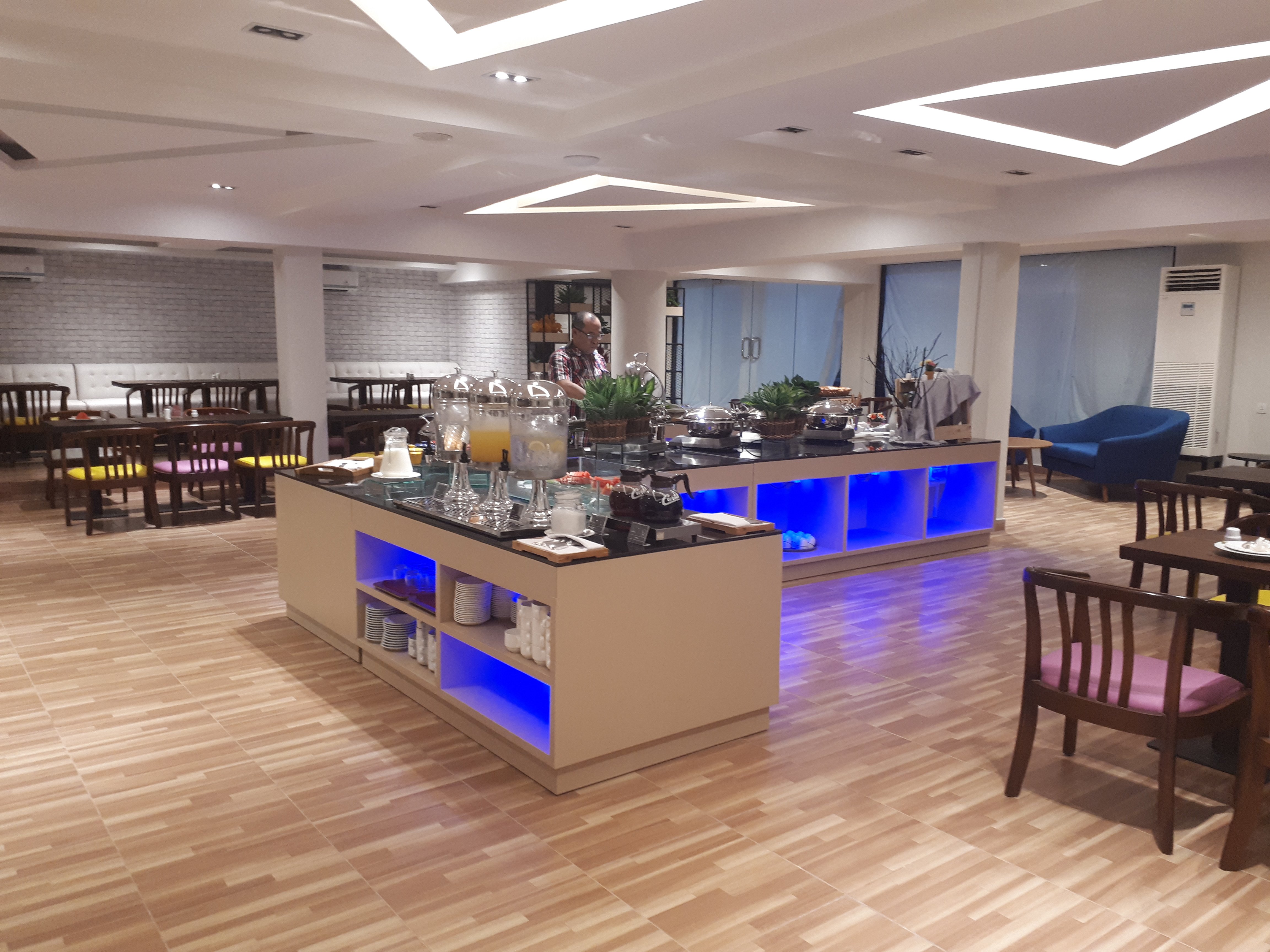 Nite & Day Laguna Bintan-餐饮