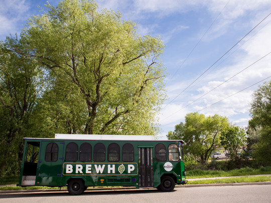 BrewHop Trolley-朗蒙特必去景点