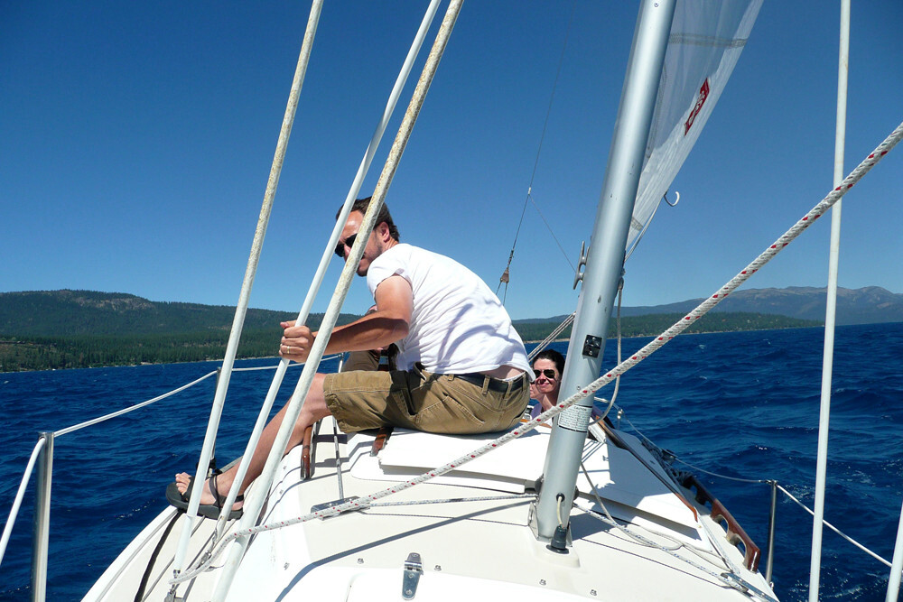 Tahoe City Marina Boat Rental景点图片
