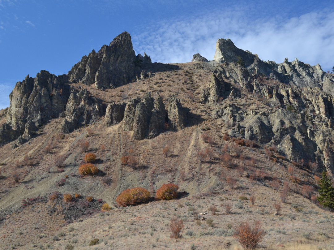 Saddle Rock Trail景点图片