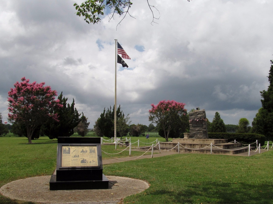 Flame of Hope Memorial-弗吉尼亚海滩必去景点