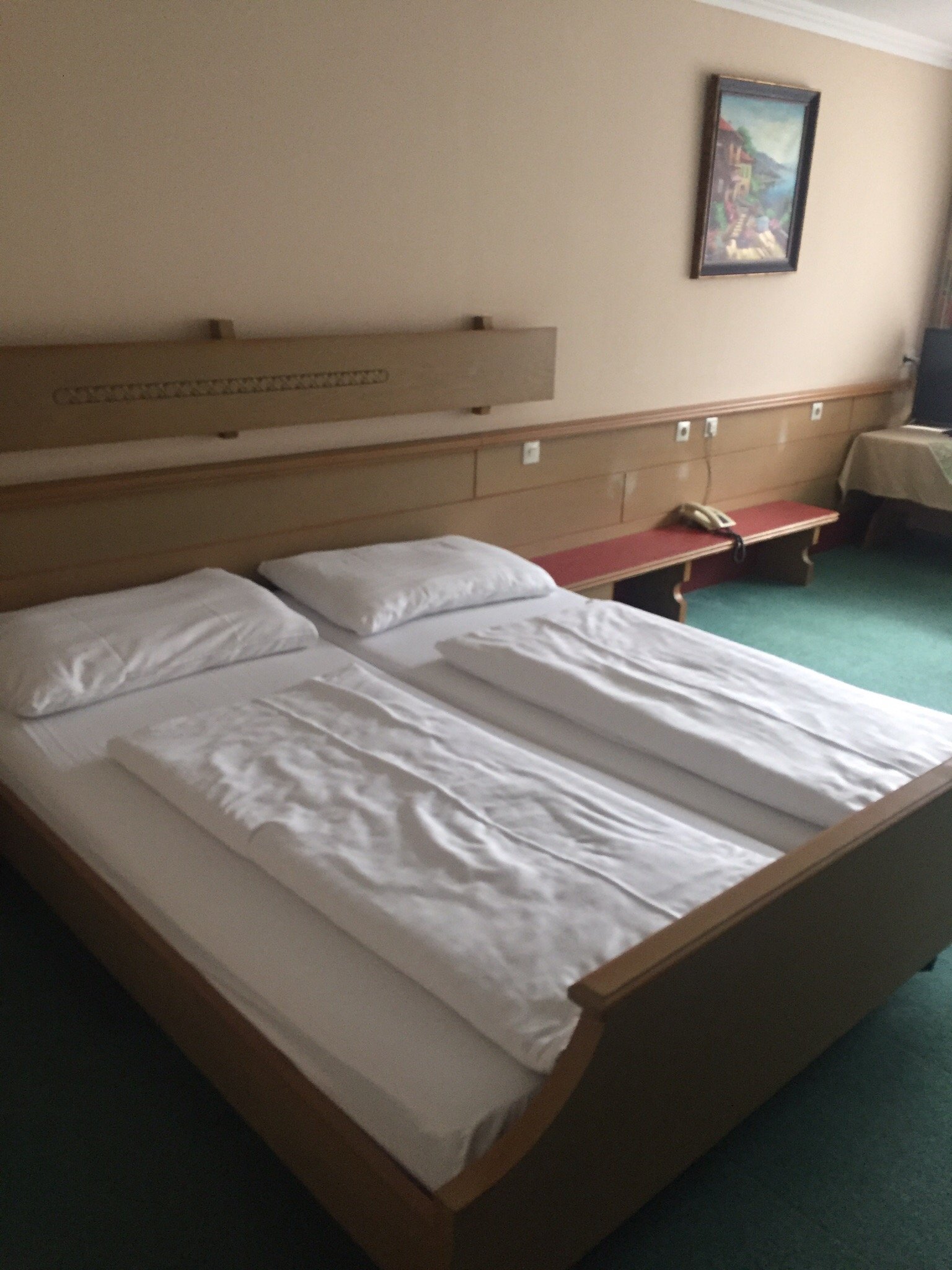 Stadthotel Eggerbräu-官方