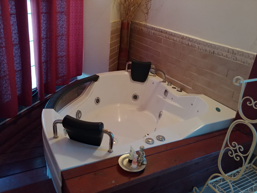 Noble Mountain主图