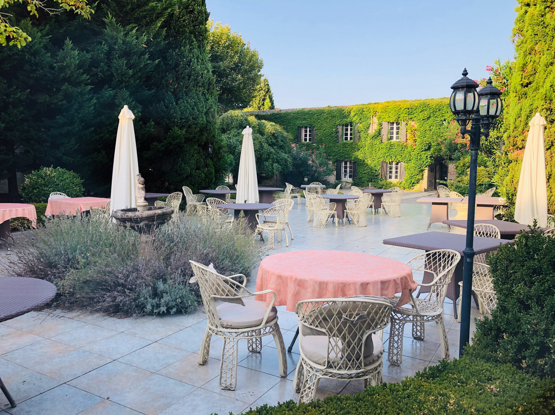 Hôtellerie du Château de Floure主图