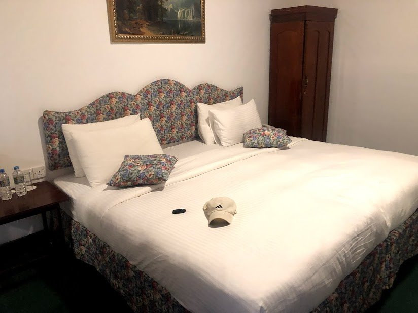 布什茶酒店主图