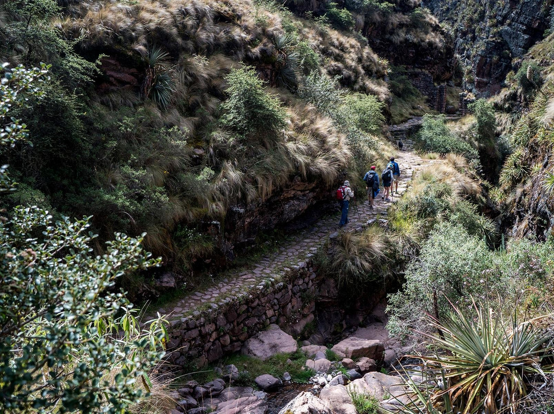 La Base Lamay-Lamay必去景点