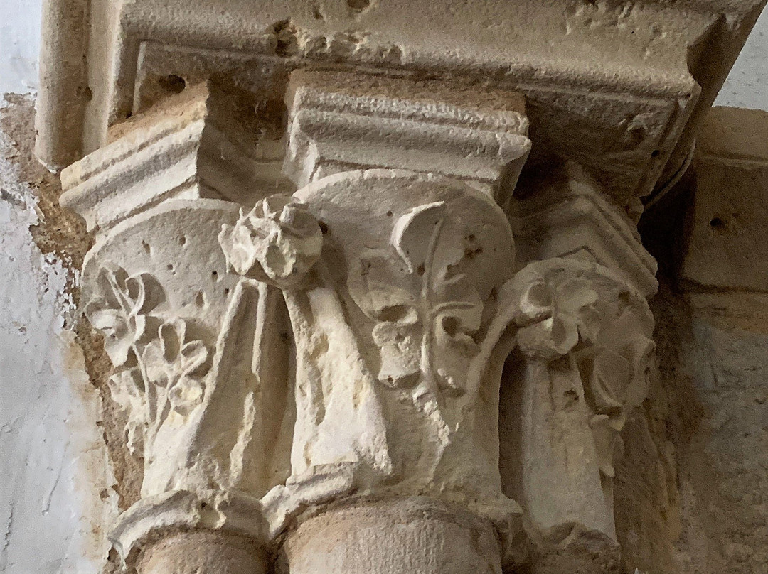 Eglise Saint-Gaudent-Sommieres-du-Clain必去景点