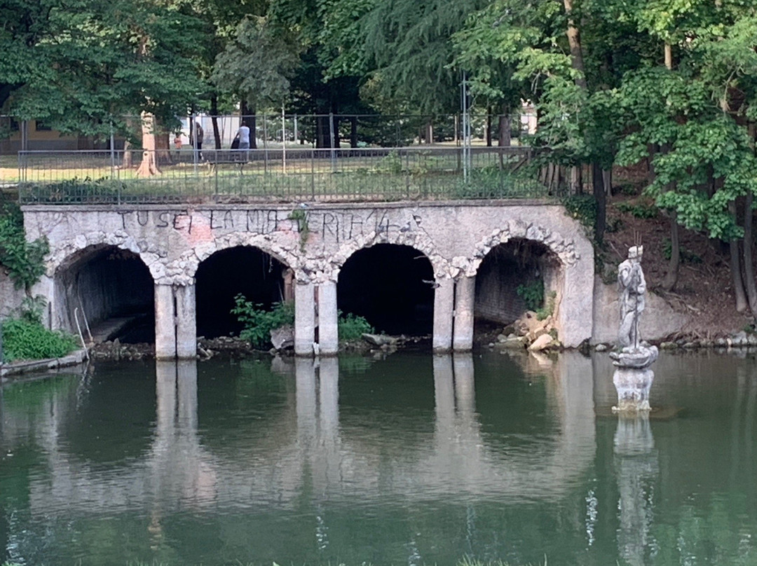 Villa Frisiani Olivares Ferrario景点图片