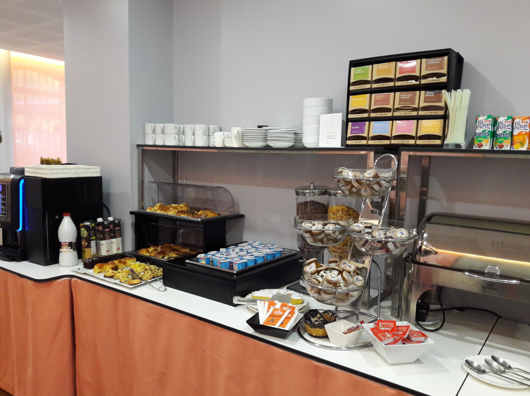 Hotel Zenit El Coloquio主图