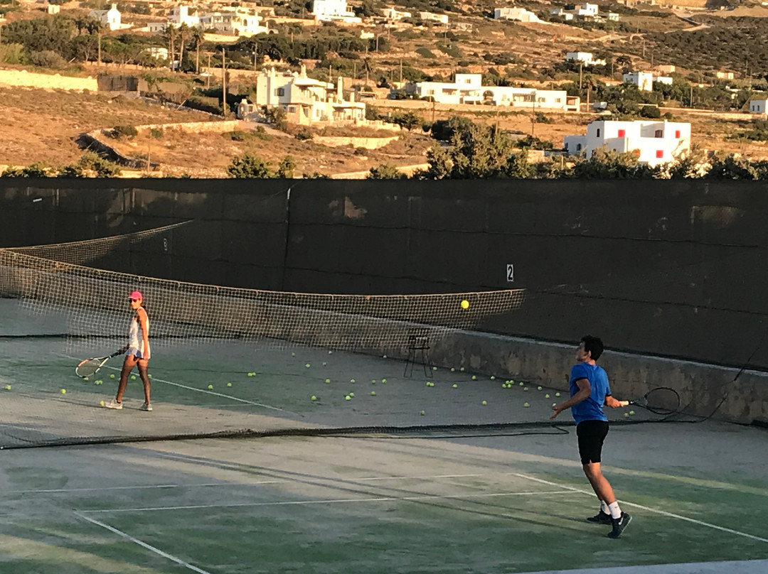 Paros Tennis Club景点图片