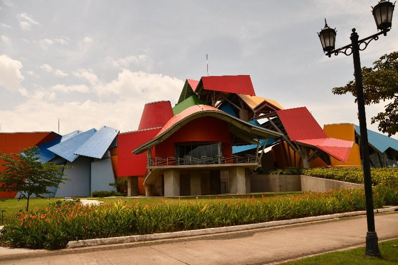 Amber Moon Panama Taxi Service-巴拿马城必去景点