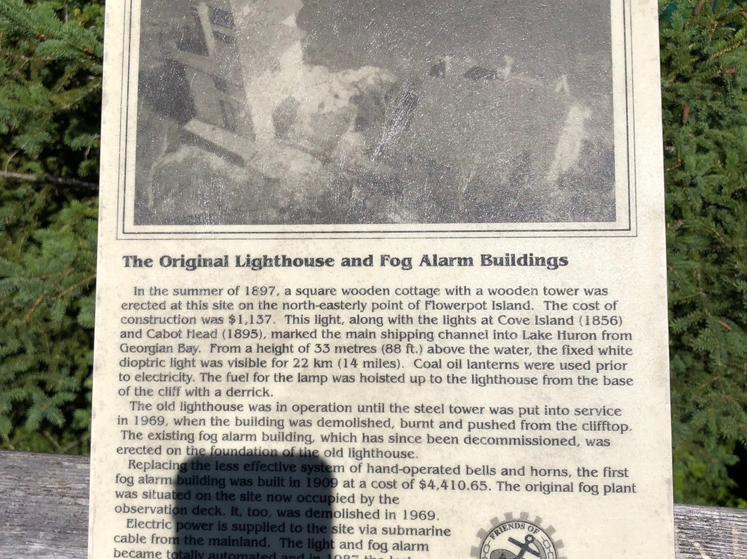 Flowerpot Island Lighthouse-托伯莫里必去景点