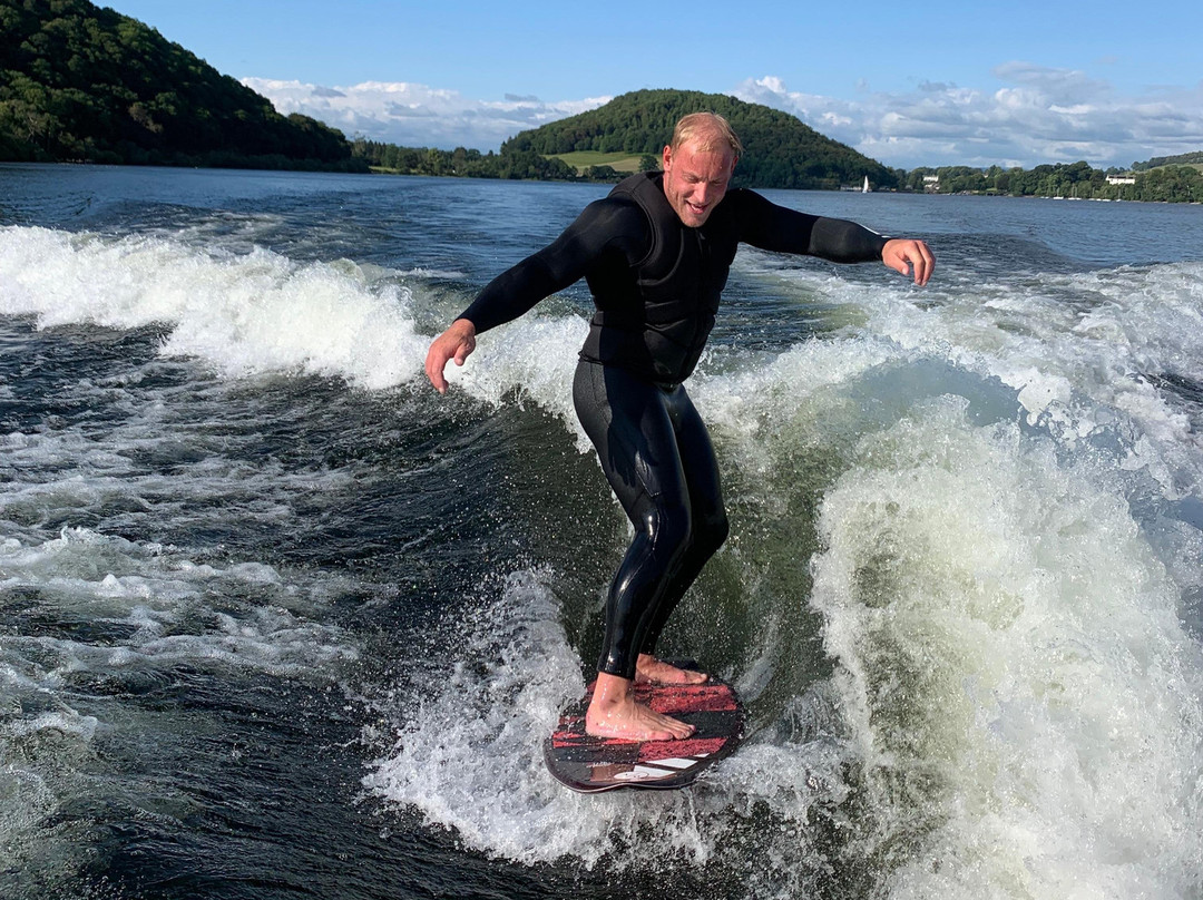 Ullswater Wake and Surf景点图片
