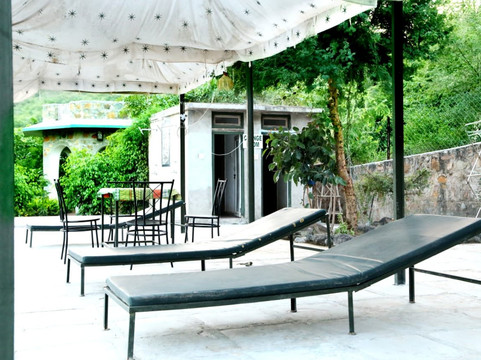 CT Resorts Jungle Camp主图