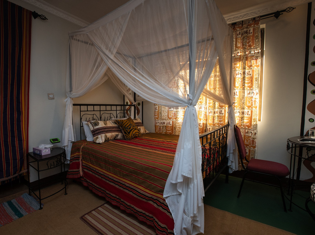 科罗纳酒店主图