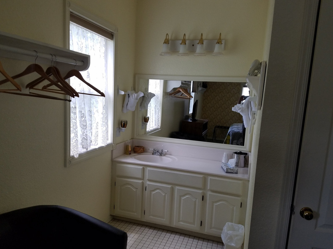 All Aboard Cafe and Inn主图