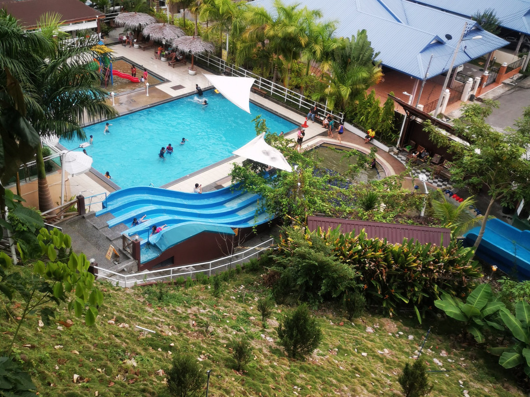 Mee Woo Resort and Spa
