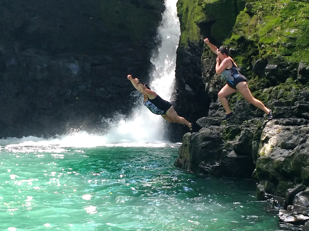 Samoan Island Adventures-阿皮亚必去景点