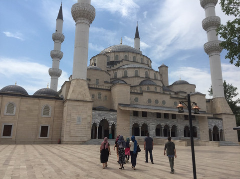 Borborduk Mosque-比斯凯克必去景点