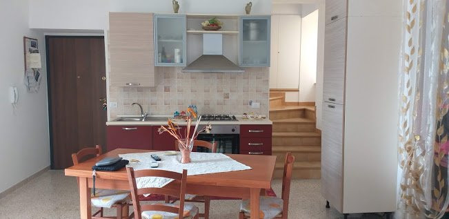 Un Oblo Sul Mare主图