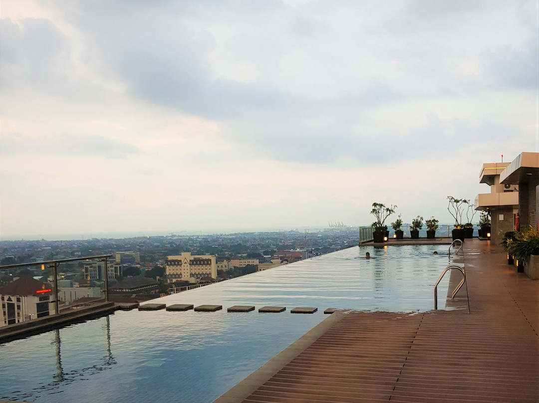 LK Hotel Pandanaran Semarang主图