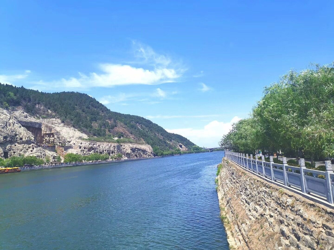龙门桥-洛阳市必去景点