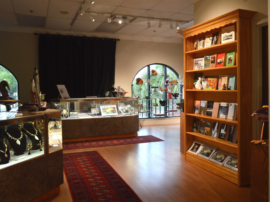 Peter Powell Roberts Museum of Art & Cultural Center-Avon Park必去景点