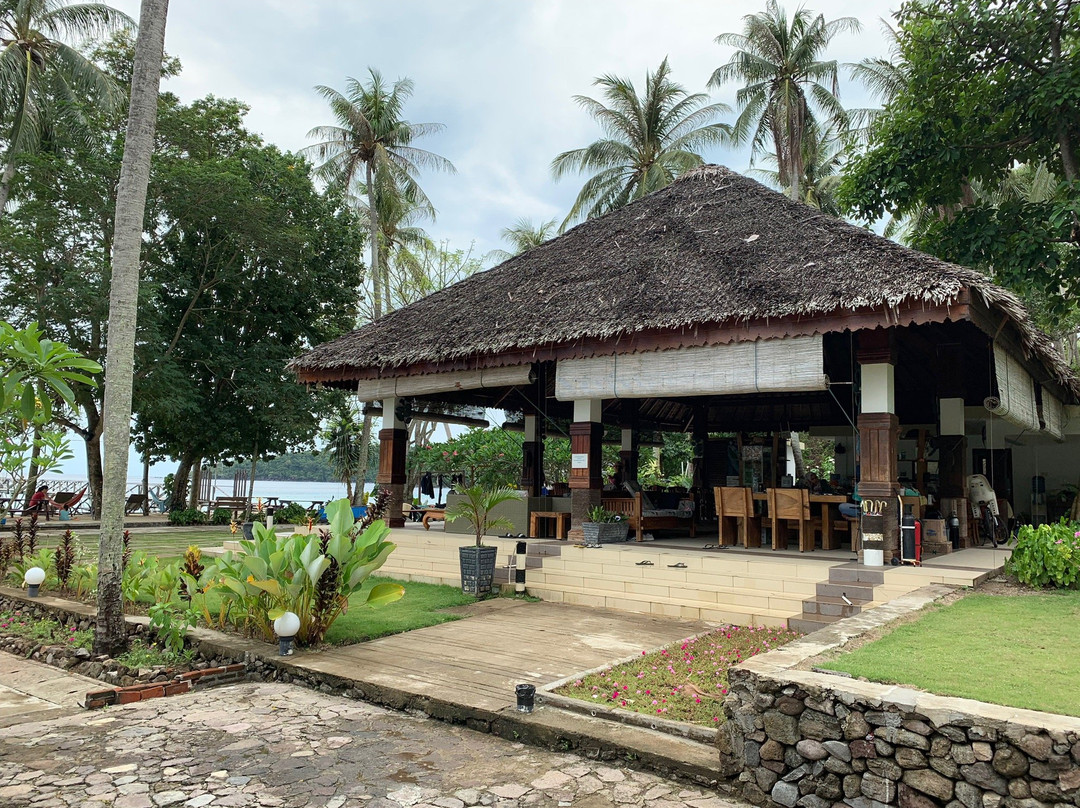 普拉维度假酒店主图