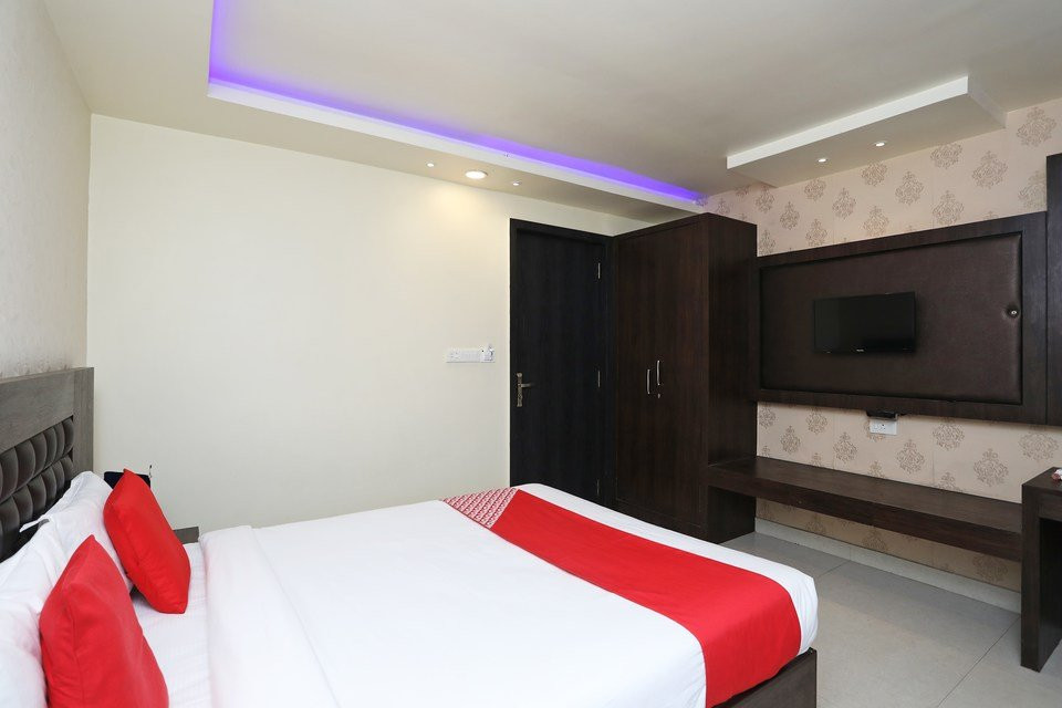 OYO 18774 Utwo Hotel主图