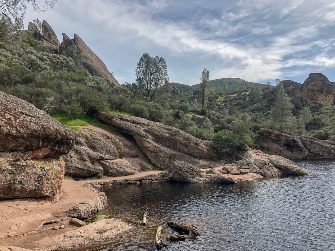 Bear Gulch Caves-Paicines必去景点