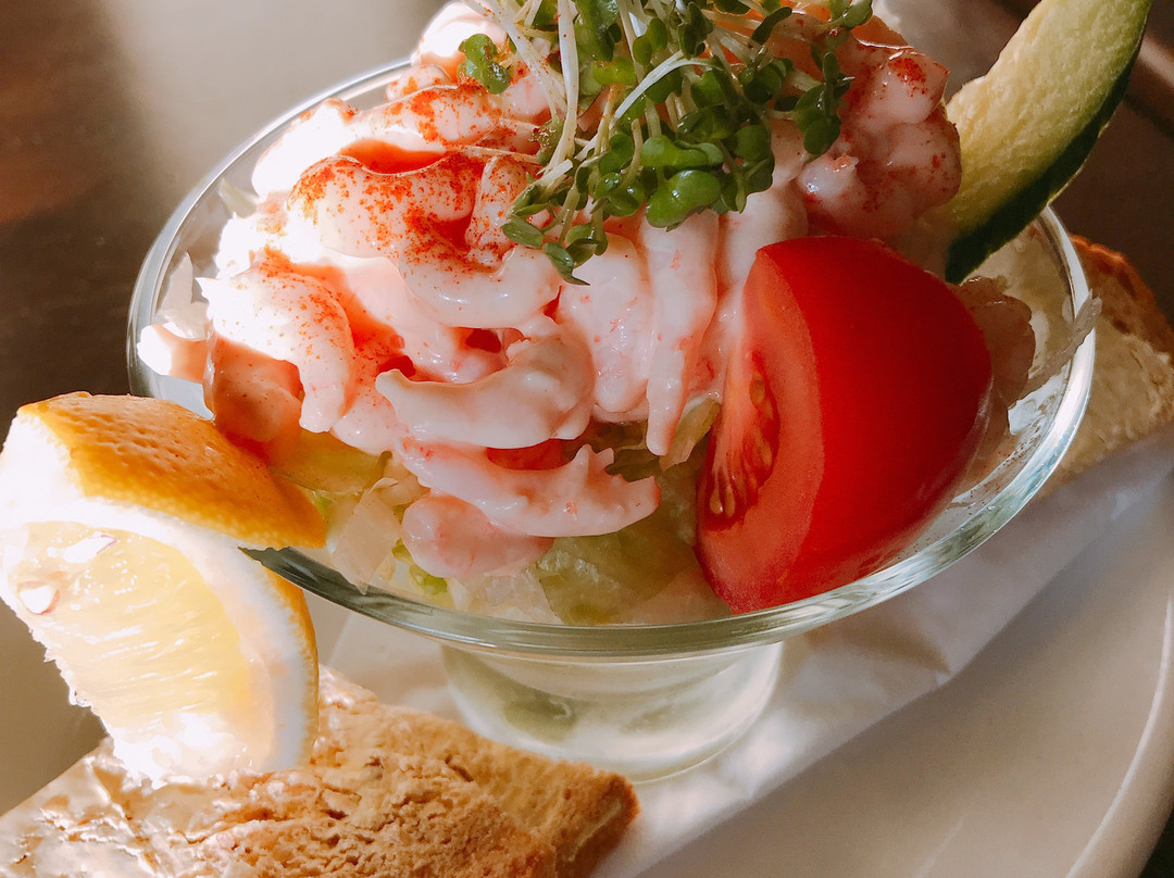 Kingston Seymour餐馆和美食-The Full Quart