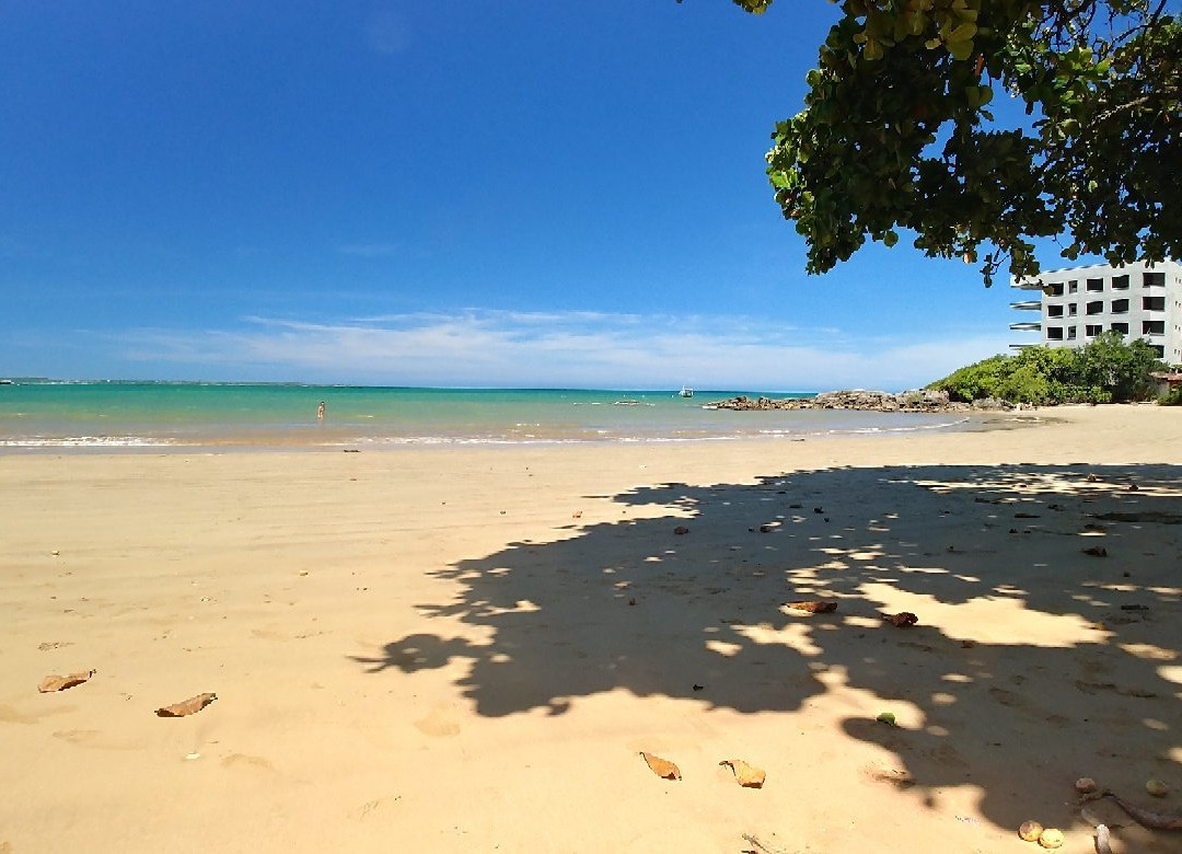 Praia dos Namorados景点图片