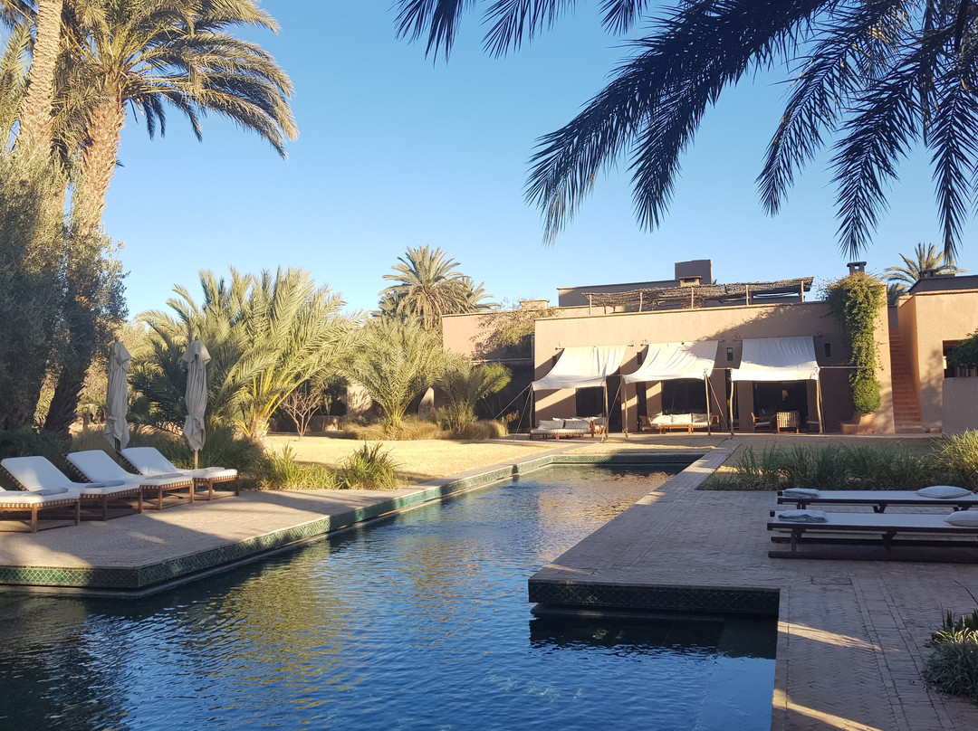 达阿拉姆酒店主图