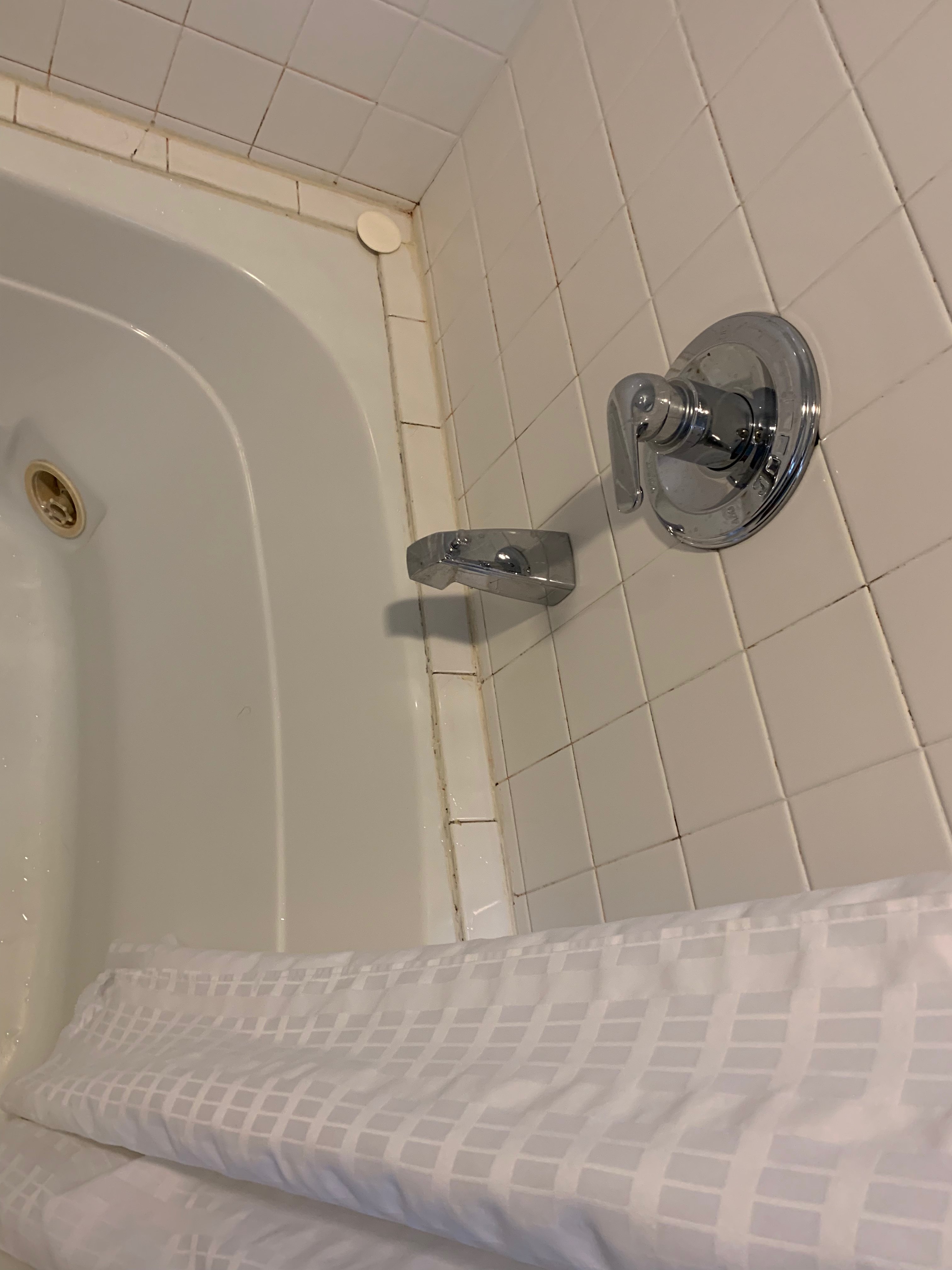 Comfort Suites Johnson City-浴室