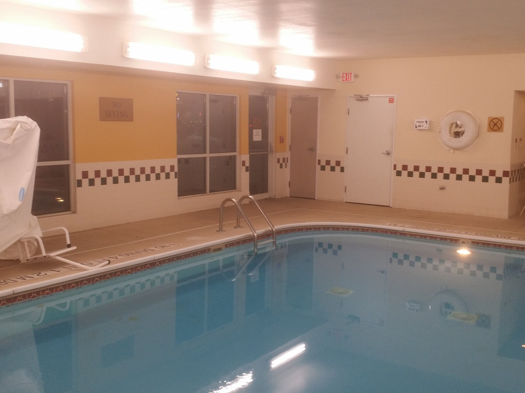 Comfort Inn & Suites主图