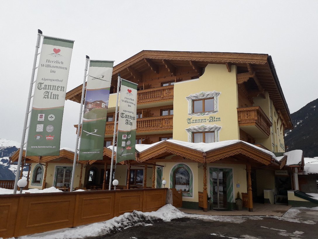 Gasthof Tannen - Alm-官方