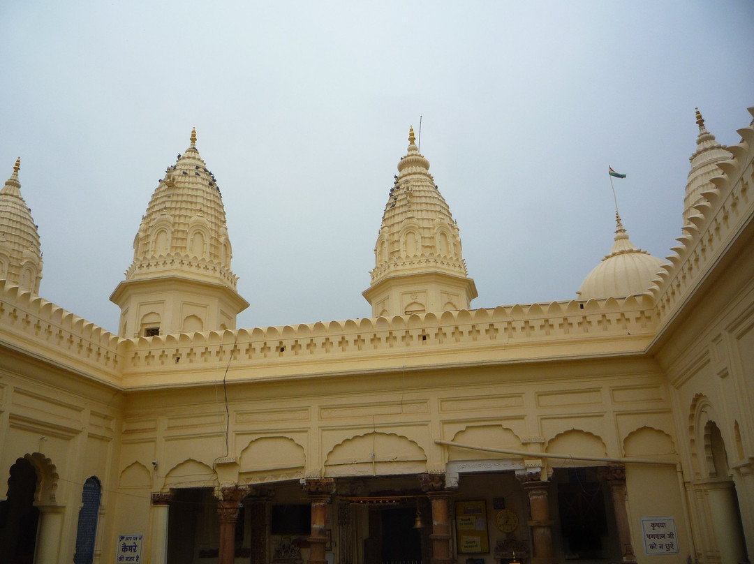 Shantinath Temple景点图片
