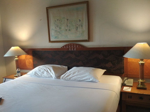 布米威亚塔酒店主图