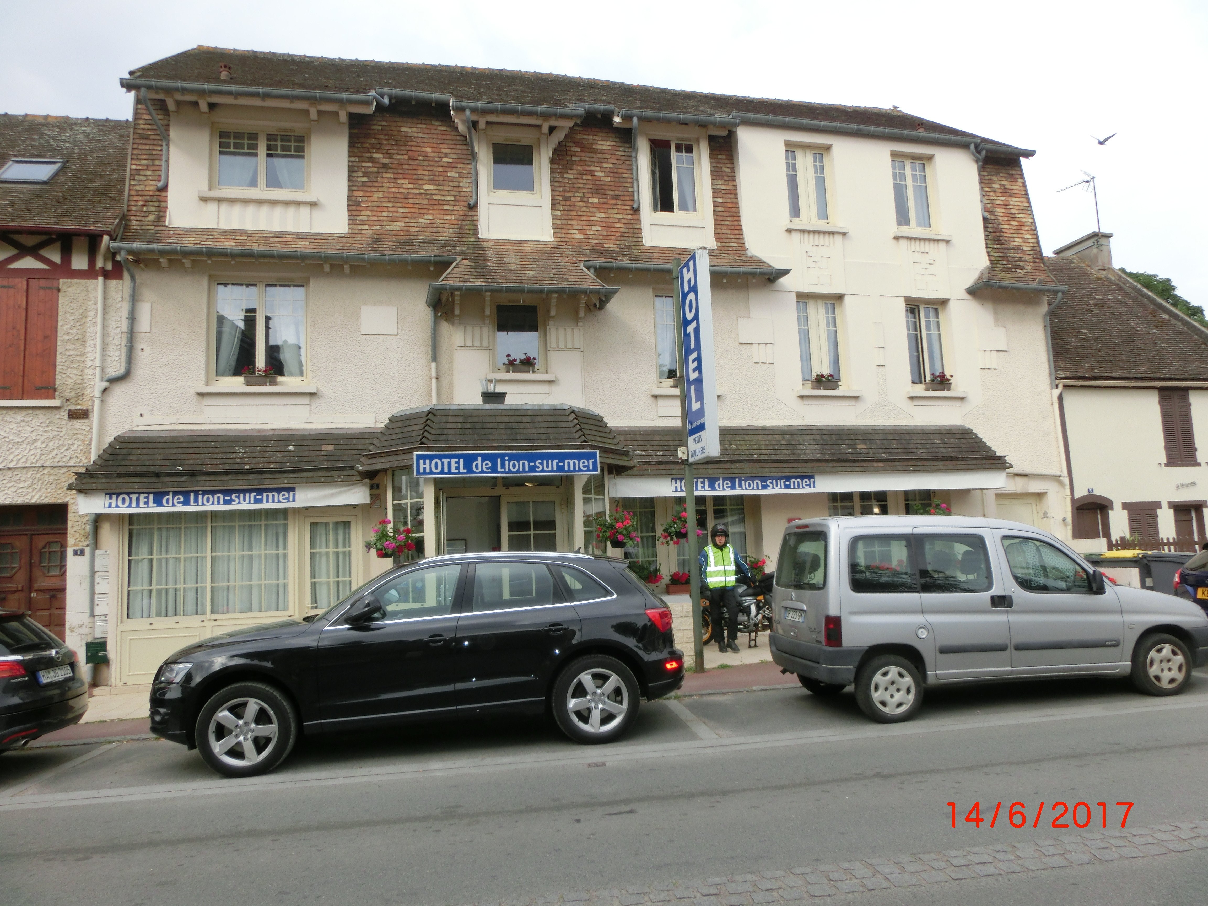 Hotel de Lion sur Mer-浴室