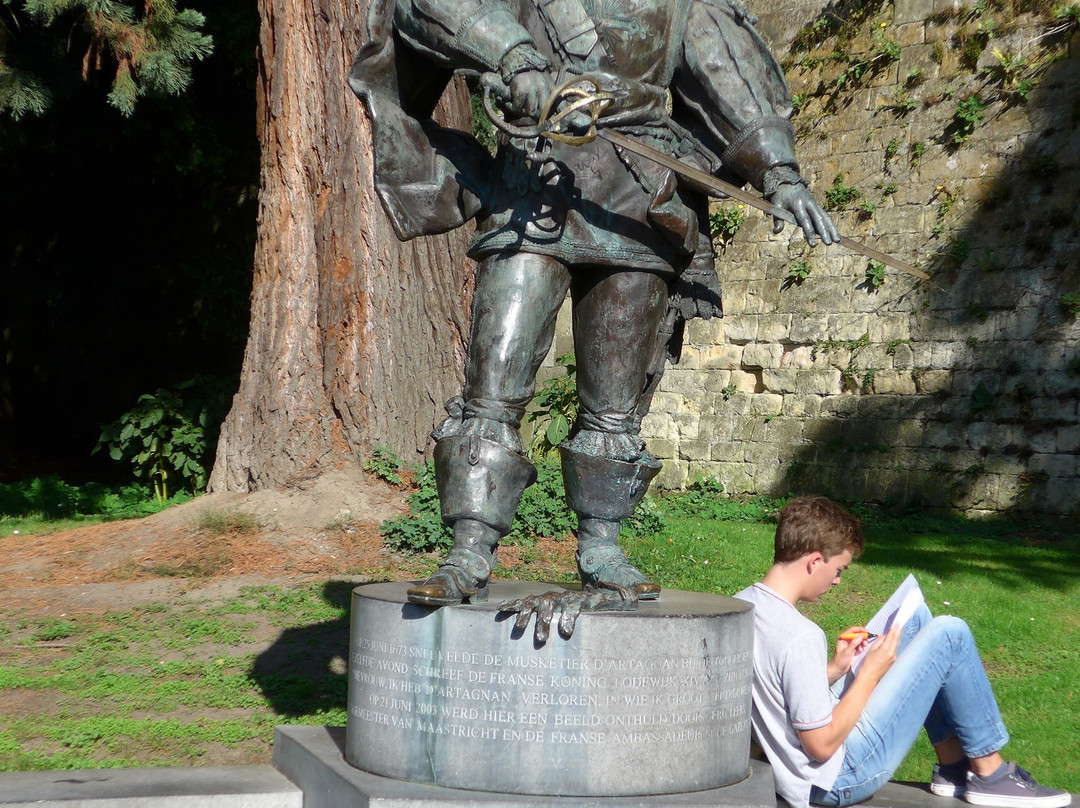 Statue of D'Artagnan-马斯特里赫特必去景点