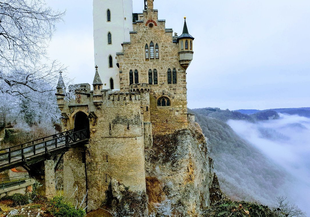 利希滕斯坦城堡景点图片