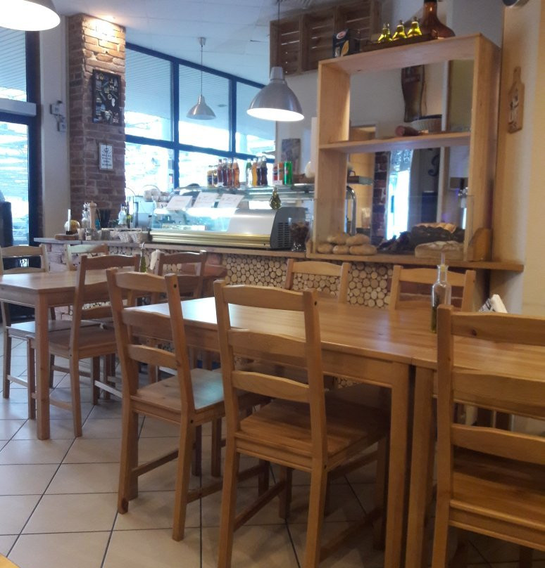 Przejazdowo餐馆和美食-A Noz Widelec - Restauracja Włoska